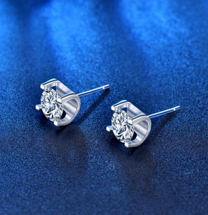 classic-earrings-ladies-woman-diamond-studs